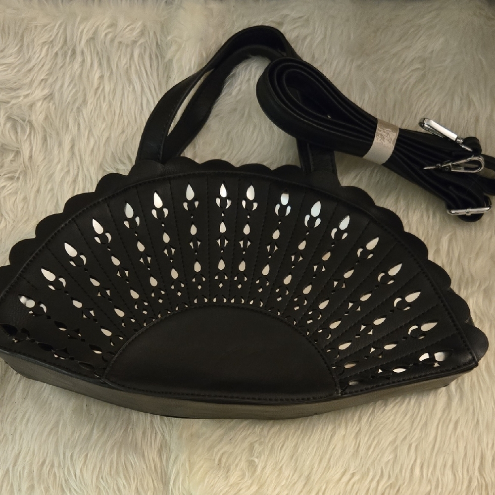 Chic Black Cutout Women's Shoulder Bag
